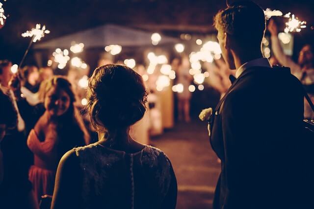 サプライズで結婚式二次会はもっと素敵に！厳選アイデア7