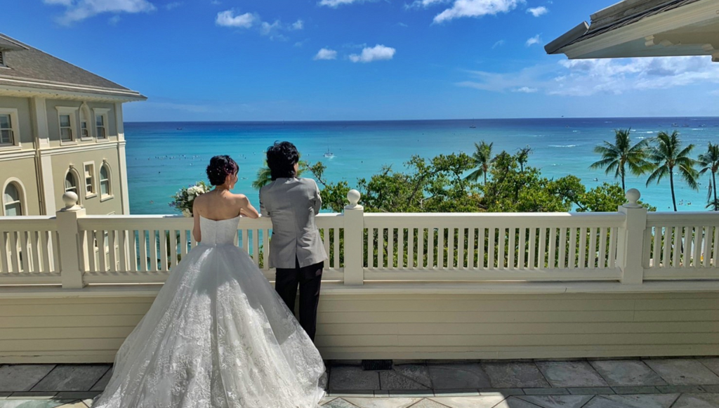 結婚式　テーマ　海　ハワイ